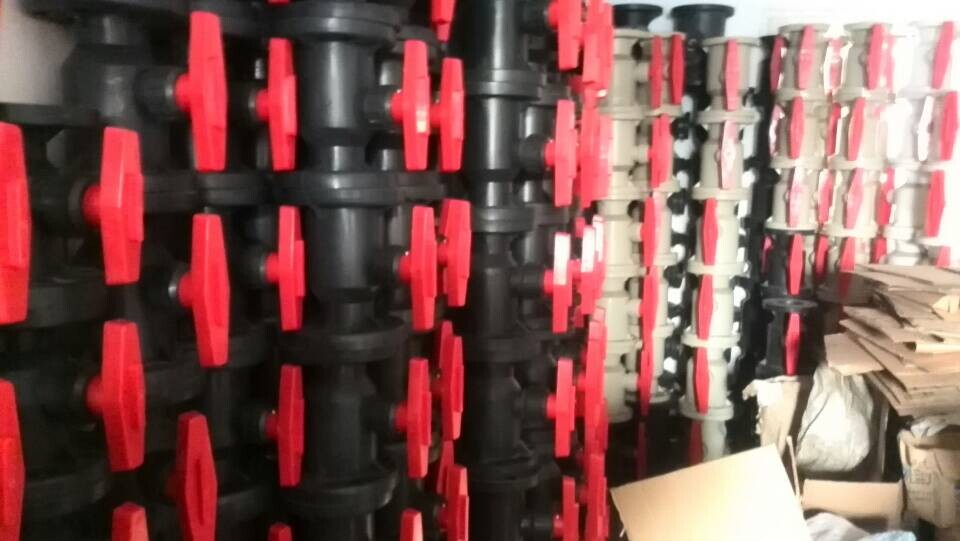 ���m���y